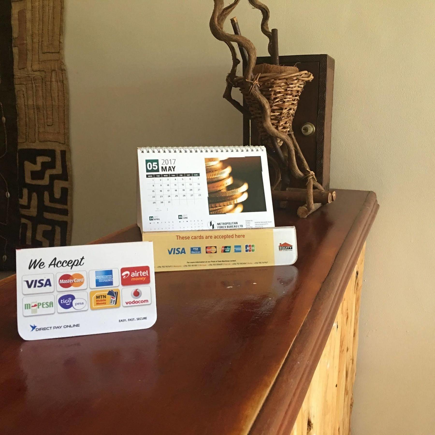 African Roots Guesthouse Entebbe Dış mekan fotoğraf